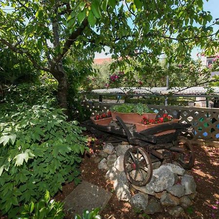 Apartments Loredana Пореч Экстерьер фото
