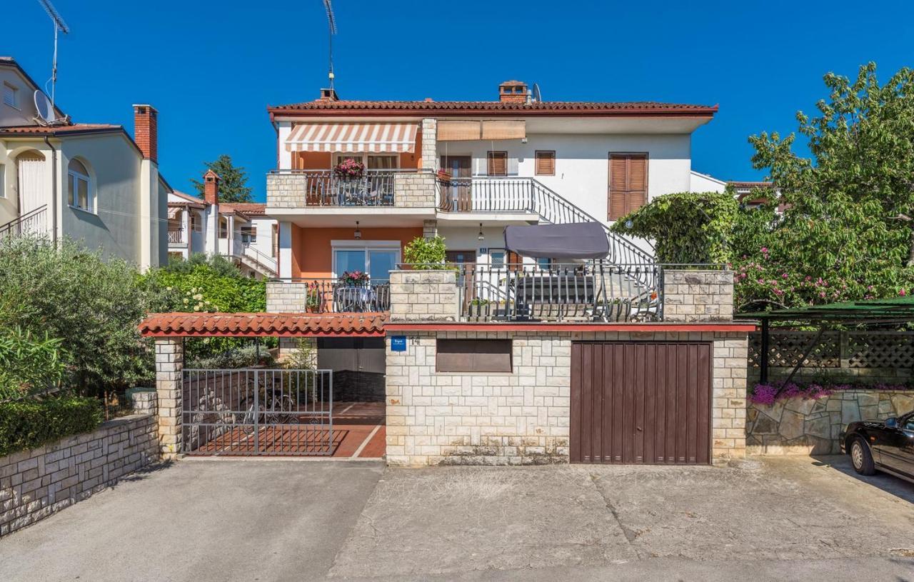 Apartments Loredana Пореч Экстерьер фото