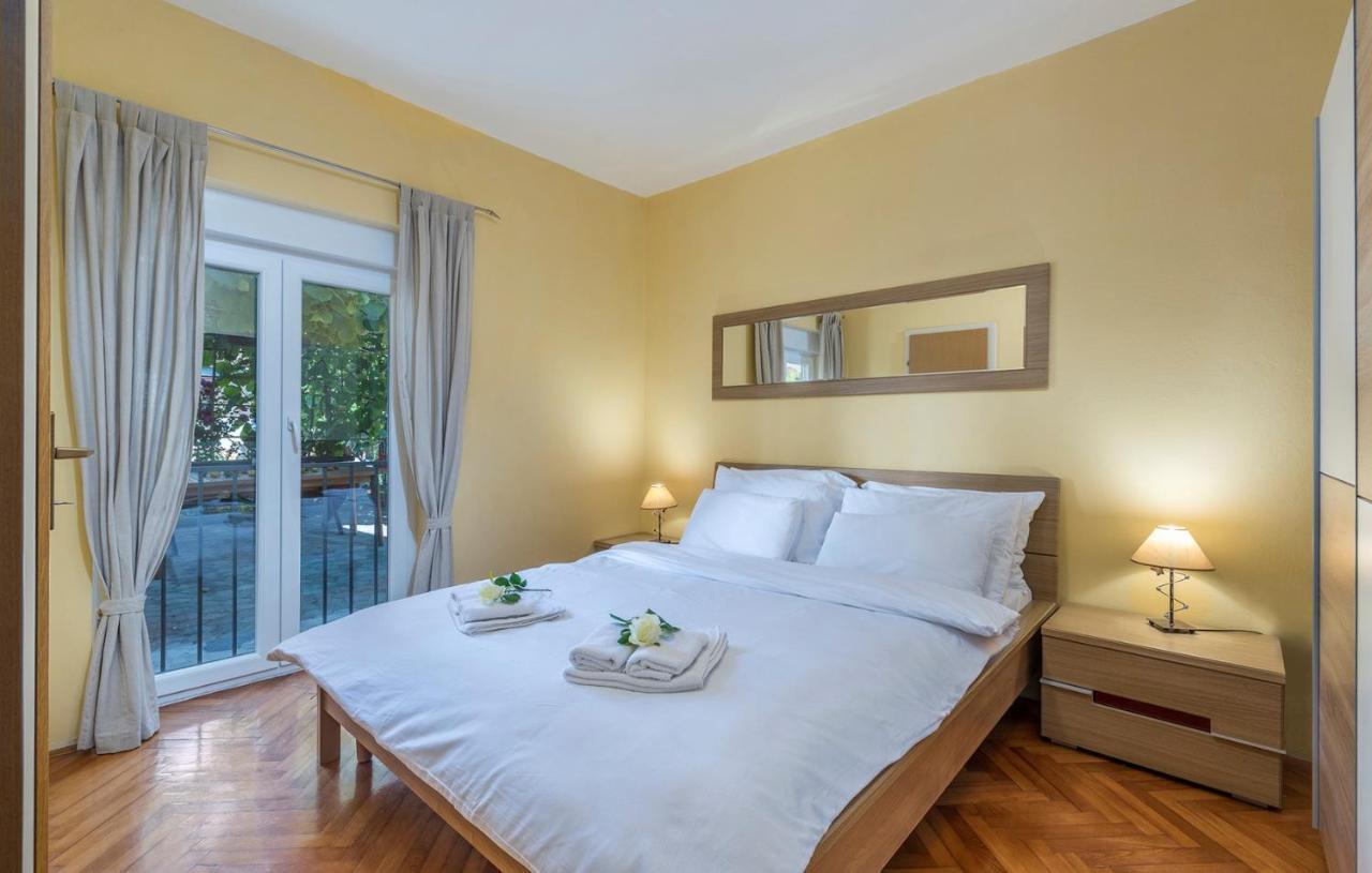 Apartments Loredana Пореч Экстерьер фото