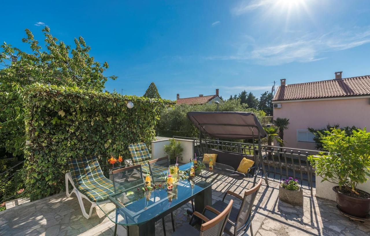 Apartments Loredana Пореч Экстерьер фото