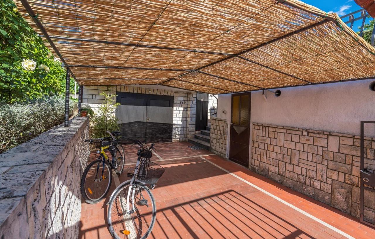 Apartments Loredana Пореч Экстерьер фото