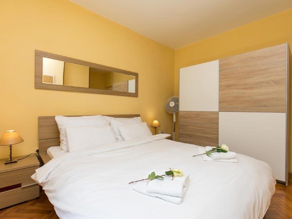 Apartments Loredana Пореч Экстерьер фото
