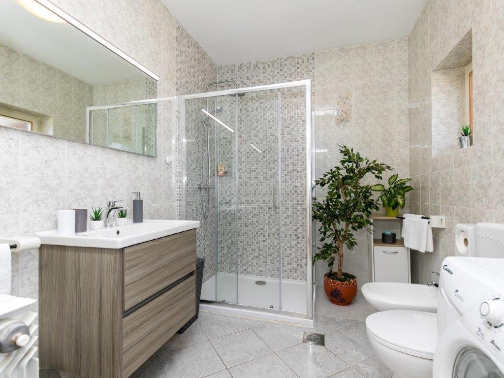 Apartments Loredana Пореч Экстерьер фото