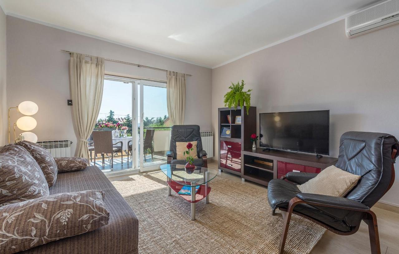 Apartments Loredana Пореч Экстерьер фото